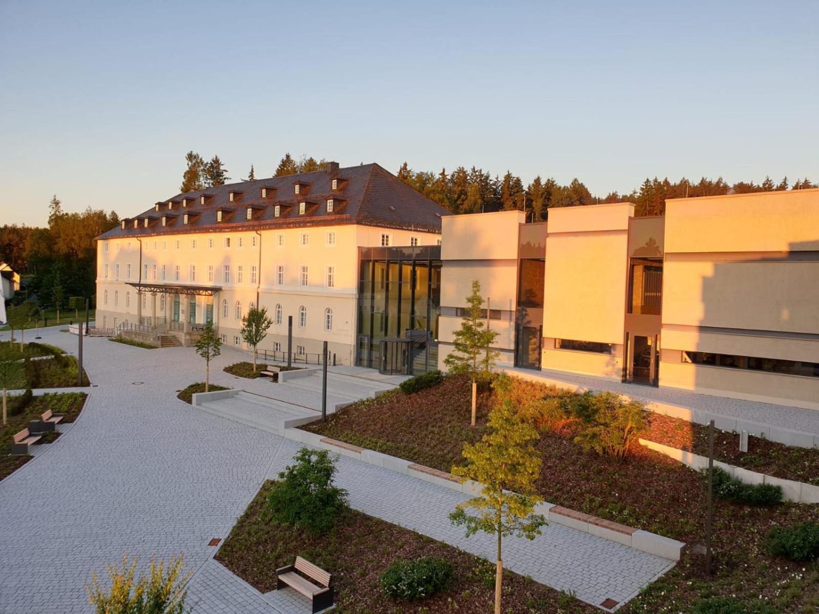 Holly Gmbh Bad Alexandersbad