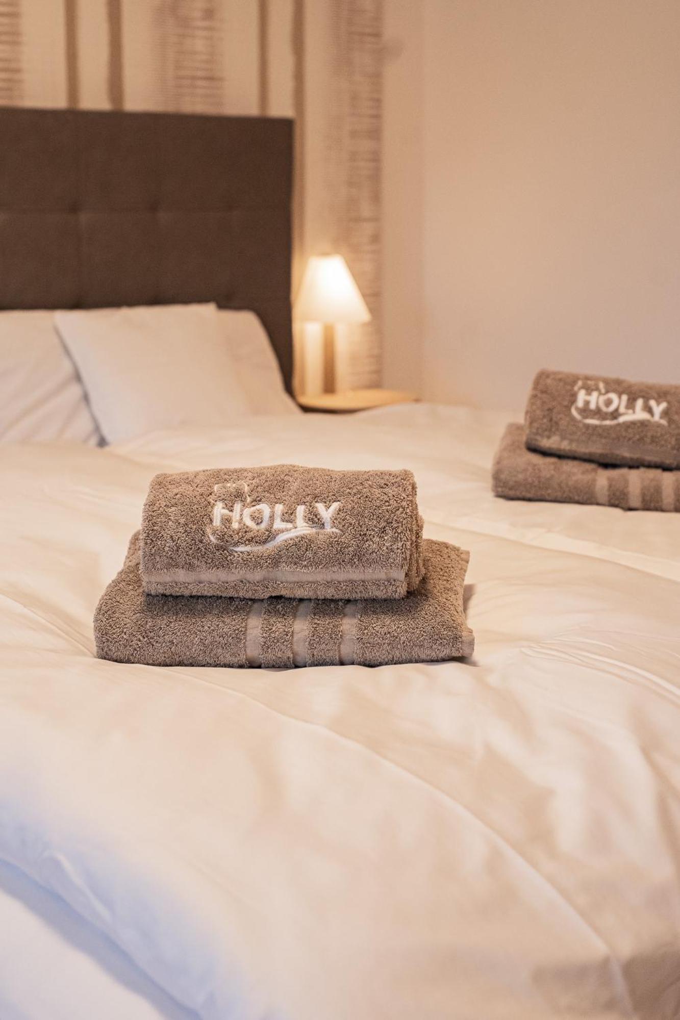 Holly Gmbh
